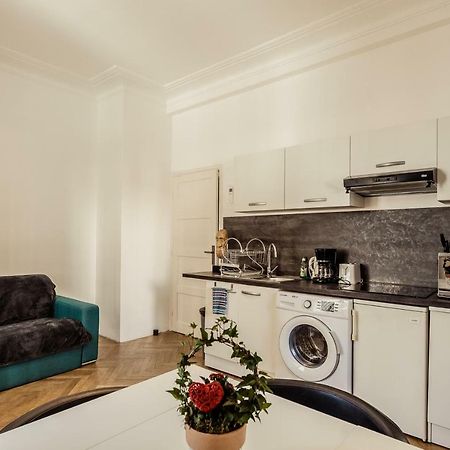 Apartment proche mer Nice Buitenkant foto