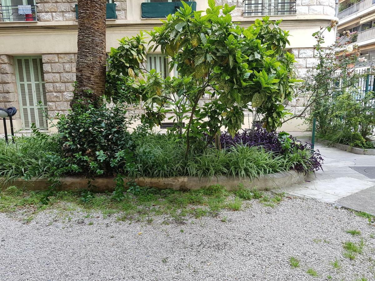 Apartment proche mer Nice Buitenkant foto