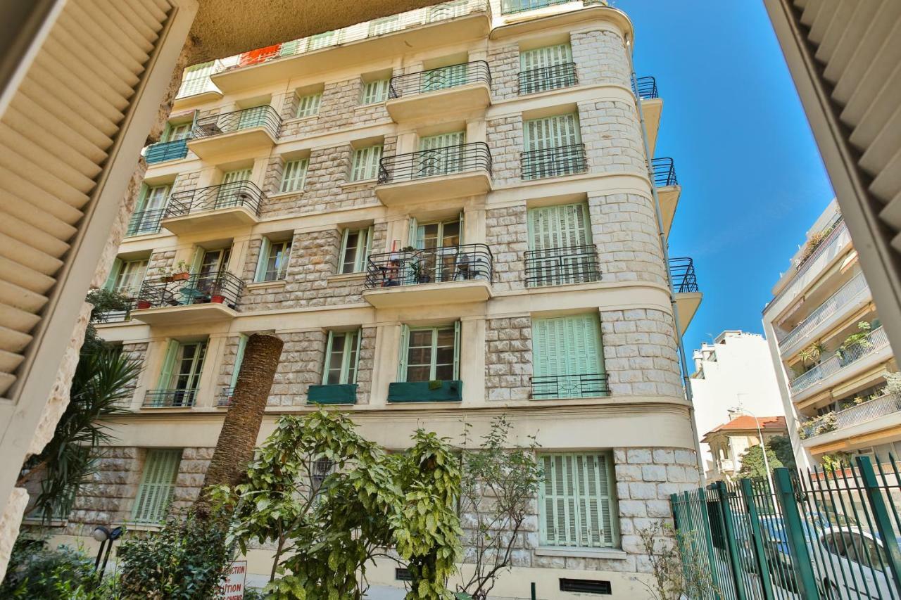 Apartment proche mer Nice Buitenkant foto